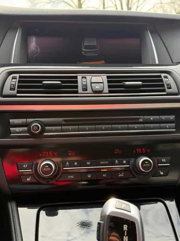 BMW 520 D Automatik Touring  xDrive HuD PDC Klima 11/2016-photo-19