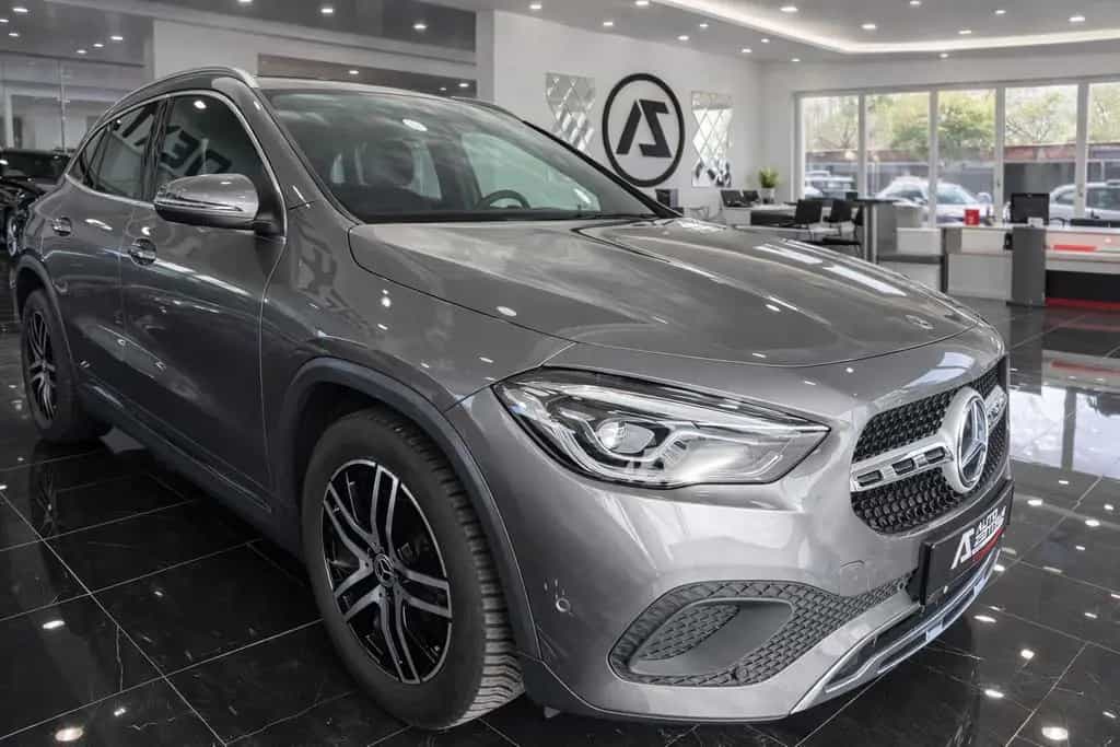 Mercedes-Benz GLA-Class 250 Navi Kame MBUX Spur ParkAss 09/2020-photo-1