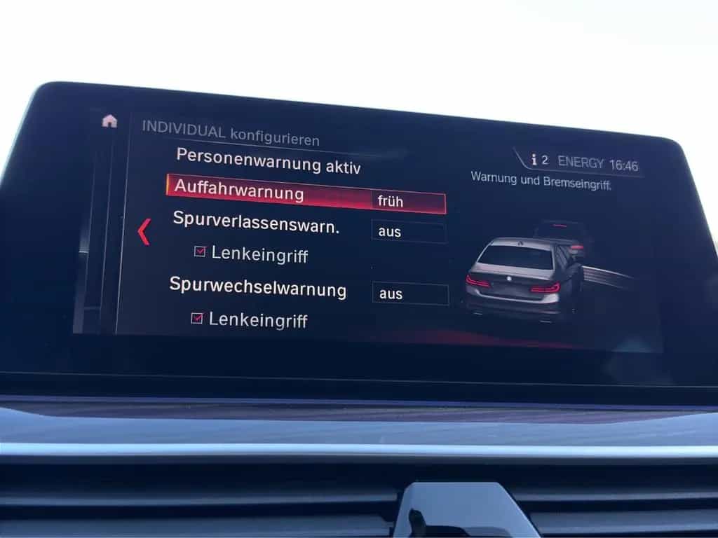 BMW 520 d Lim. xDrive*Display-Key*LED*Kamera*Ambiente 06/2019-photo-19