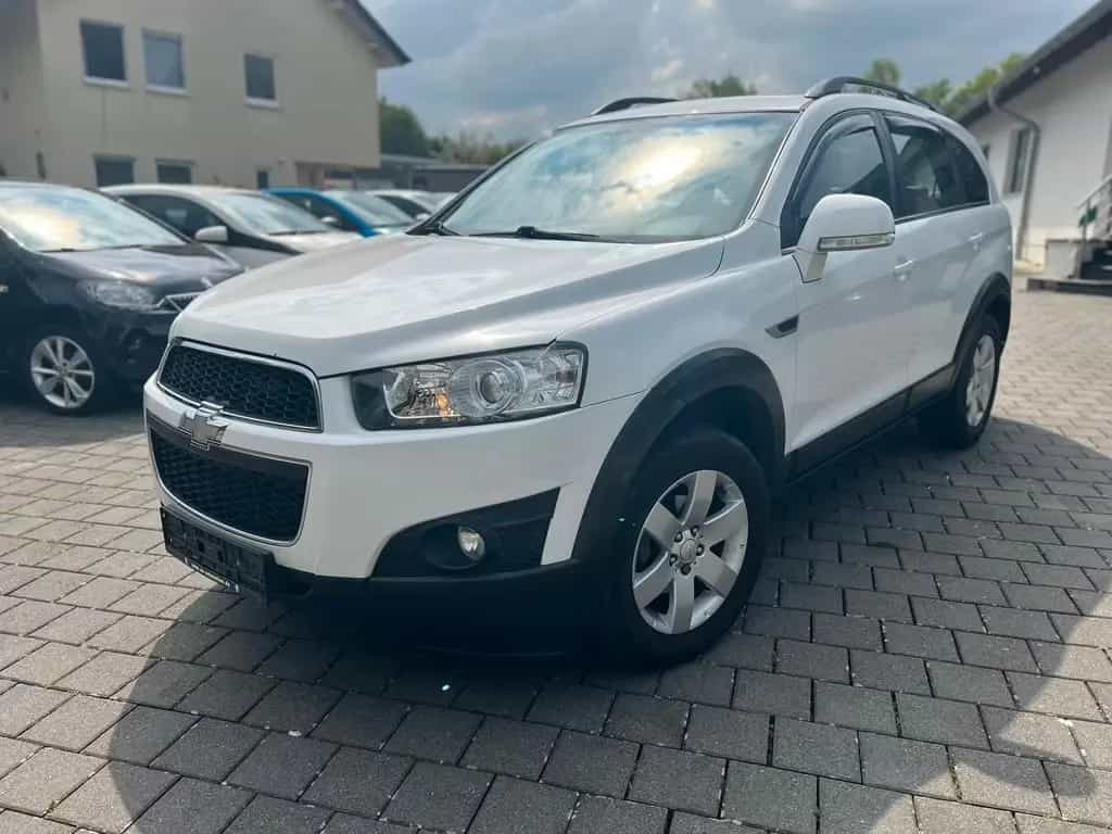 Chevrolet Captiva 2.4 LT 2WD 7 Sitze SHD NAVI AHK KAMERA T 03/2013-photo-0