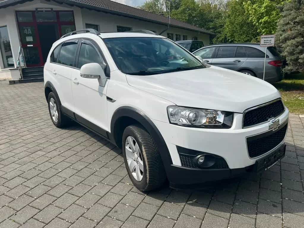 Chevrolet Captiva 2.4 LT 2WD 7 Sitze SHD NAVI AHK KAMERA T 03/2013-photo-6