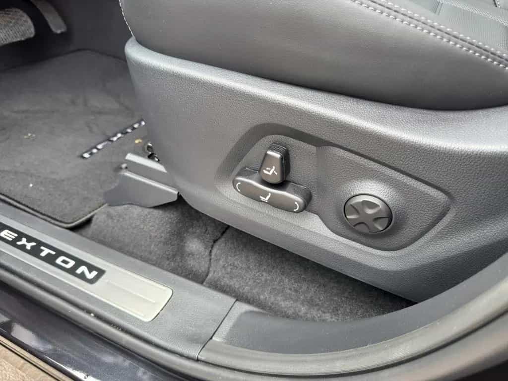 KGM Rexton 2.2 e-XDi AT AWD Blackline *360°/Navi* null-photo-10