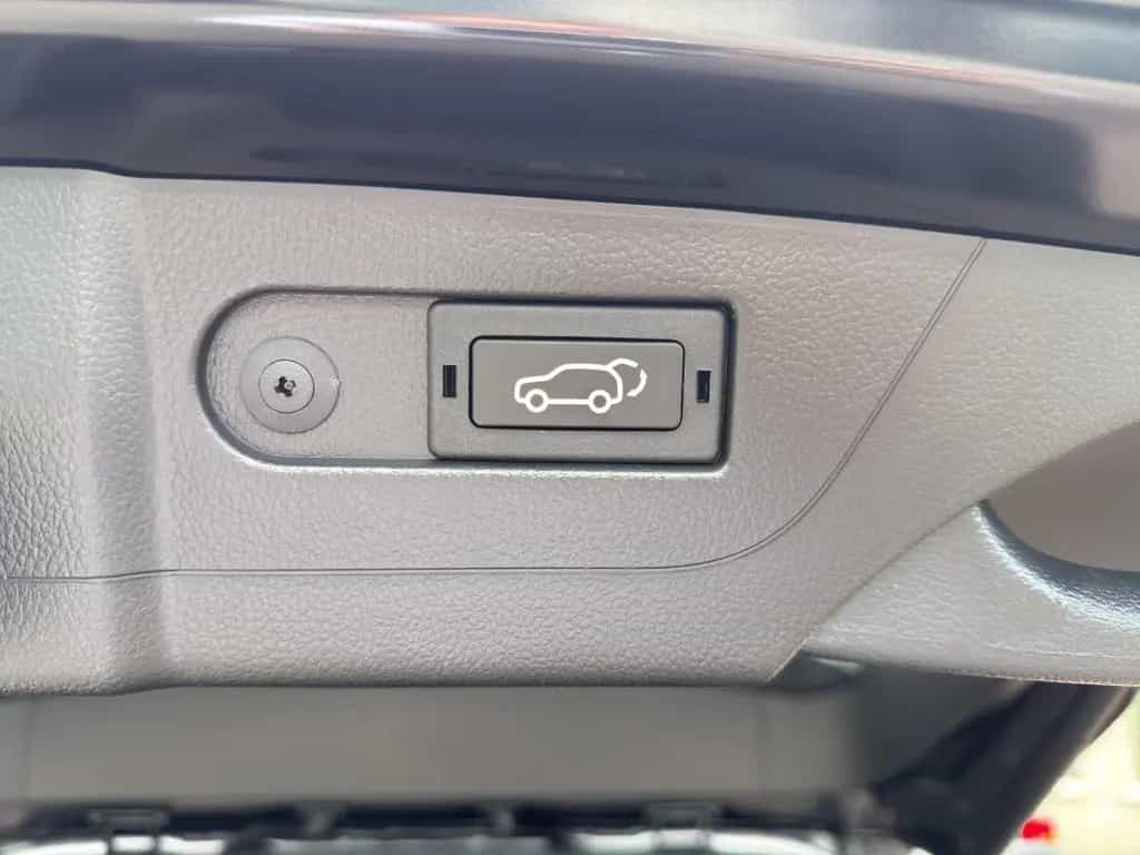 KGM Rexton 2.2 e-XDi AT AWD Blackline *360°/Navi* null-photo-18