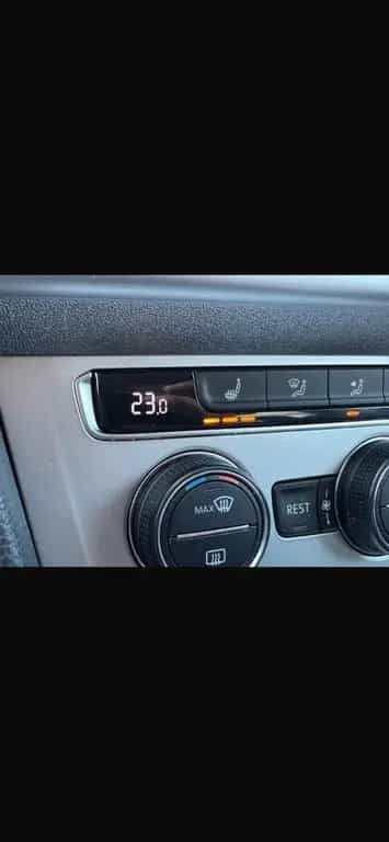 Volkswagen Passat Variant 1.4 TSI"DSG"Comfortline"MASSAGE" 11/2017-photo-22