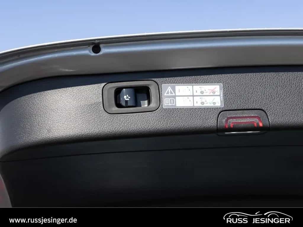 Mercedes-Benz C 220 d T Avantgarde *AHK*LED*Distr*Cam*KeyGo* 04/2023-photo-8