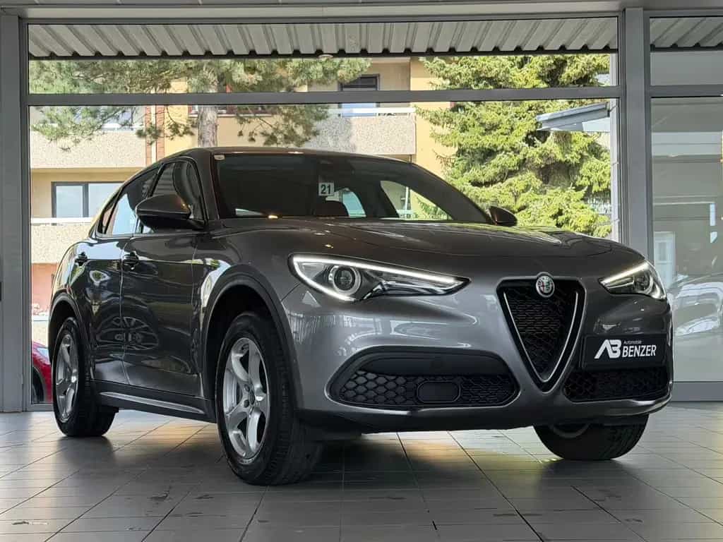 Alfa Romeo Stelvio Super Q4/BI-XENON/PDC/AUTOMATIK/SPURHALT 05/2020-photo-2