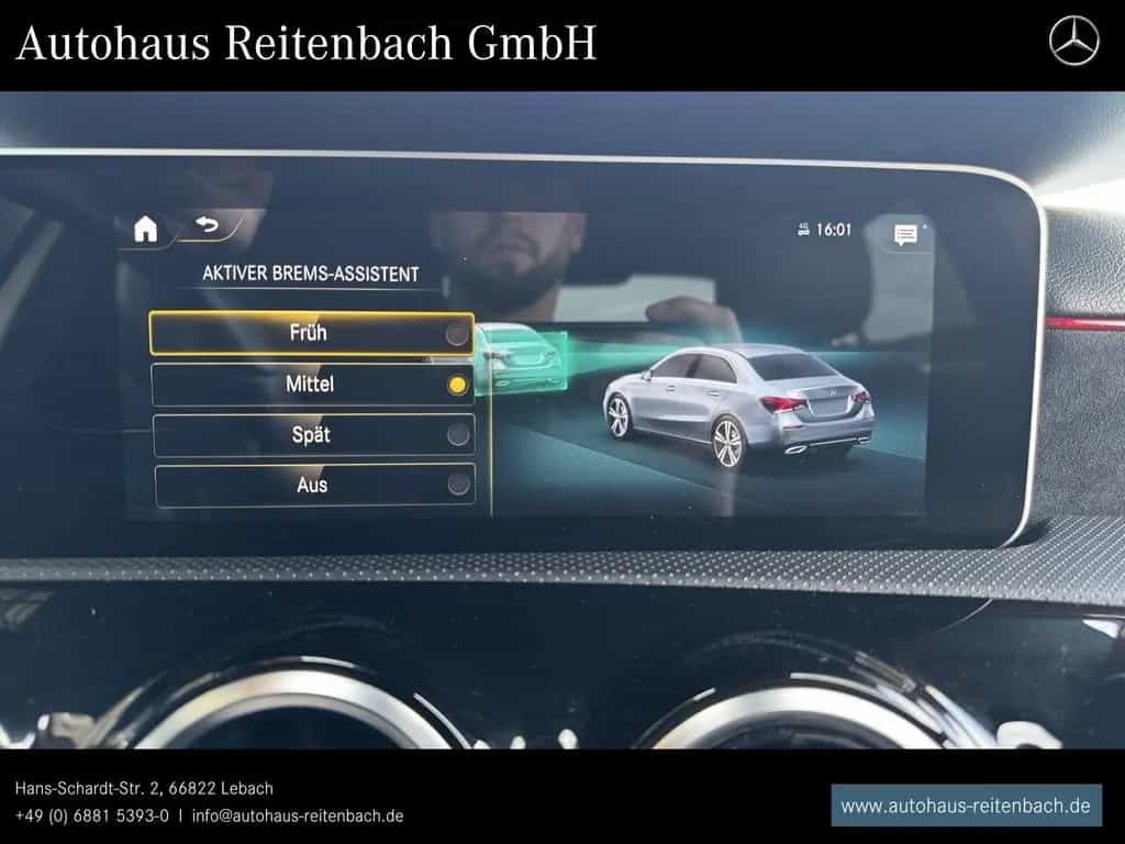 Mercedes-Benz A-Class 4M LIMO AMG+LED+7G-DCT SITZHZG+WIDE+PTC+18" 06/2020-photo-16