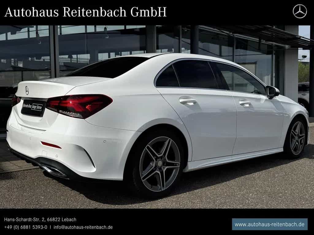 Mercedes-Benz A-Class 4M LIMO AMG+LED+7G-DCT SITZHZG+WIDE+PTC+18" 06/2020-photo-3