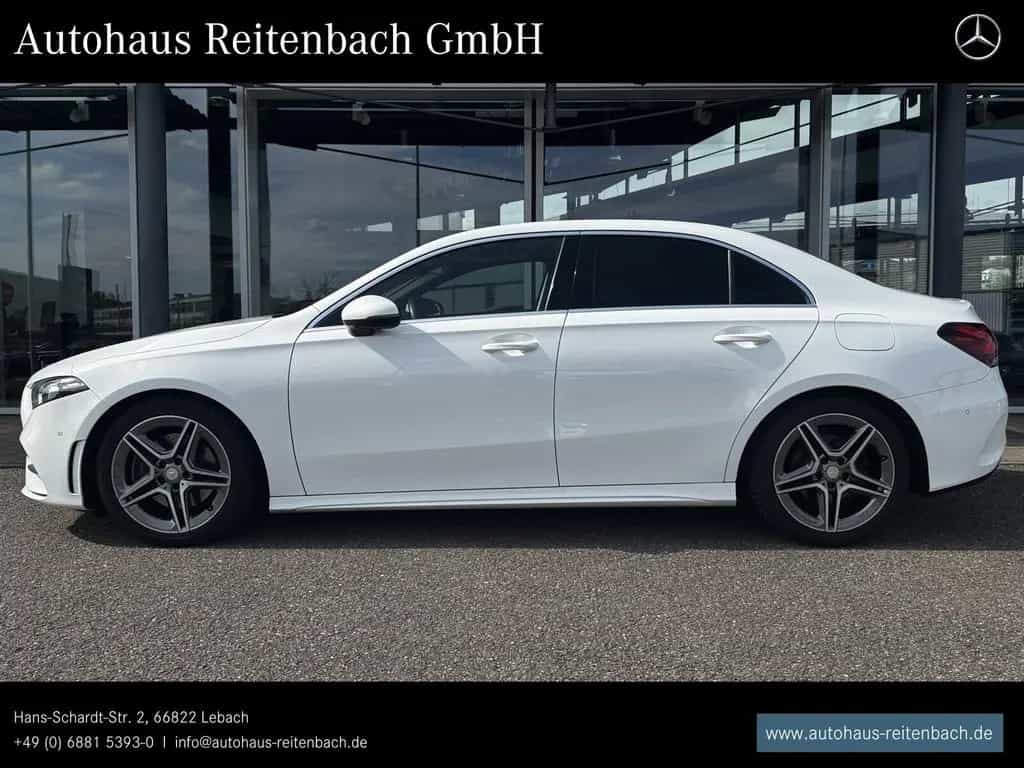 Mercedes-Benz A-Class 4M LIMO AMG+LED+7G-DCT SITZHZG+WIDE+PTC+18" 06/2020-photo-4