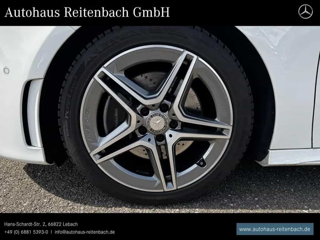 Mercedes-Benz A-Class 4M LIMO AMG+LED+7G-DCT SITZHZG+WIDE+PTC+18" 06/2020-photo-5