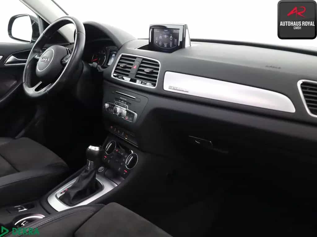 Audi Q3 2.0 TFSI qu S LINE PANO,KAMERA,KEYLESS,AHK,SH 03/2015-photo-9
