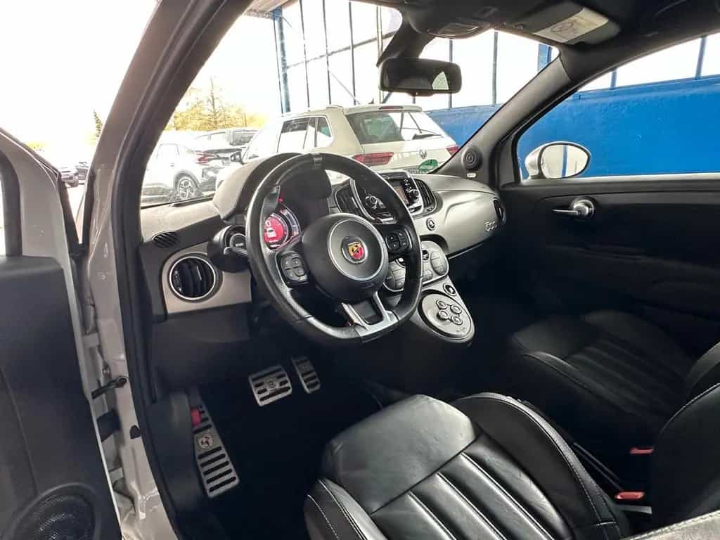 Abarth 500 595 Turismo / beats / Navi / Leder 11/2016-photo-9