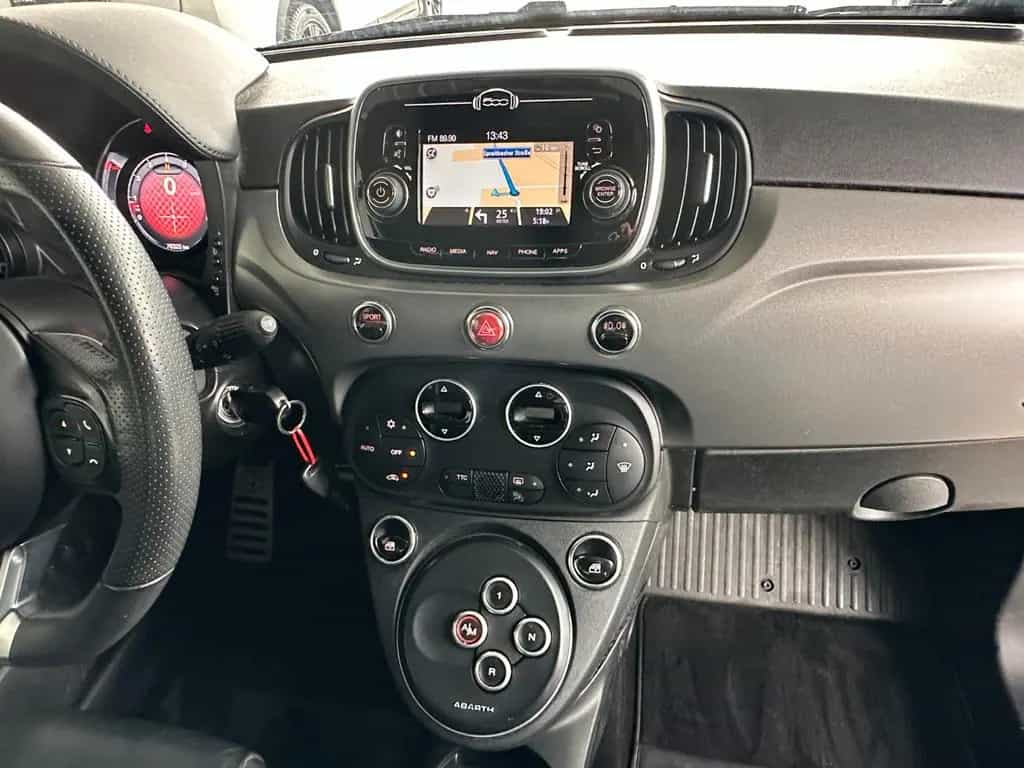 Abarth 500 595 Turismo / beats / Navi / Leder 11/2016-photo-15