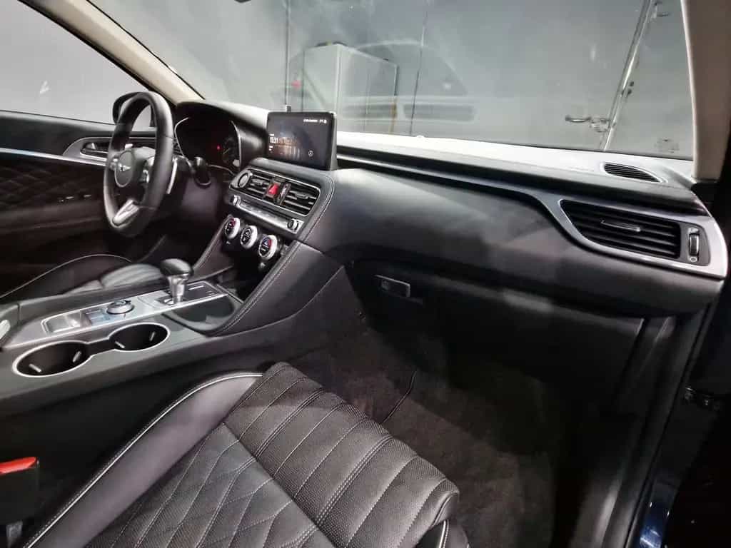 Genesis G70 2.0 T Luxury 4WD|AUTOM|5 *JAHRE*GARANTIE 06/2023-photo-12