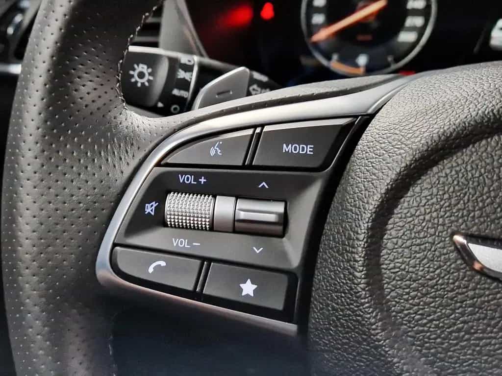 Genesis G70 2.0 T Luxury 4WD|AUTOM|5 *JAHRE*GARANTIE 06/2023-photo-21