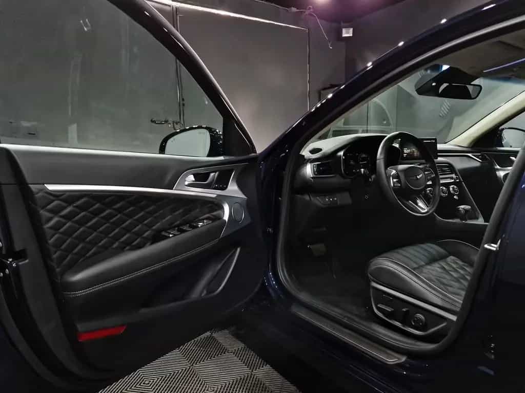 Genesis G70 2.0 T Luxury 4WD|AUTOM|5 *JAHRE*GARANTIE 06/2023-photo-7