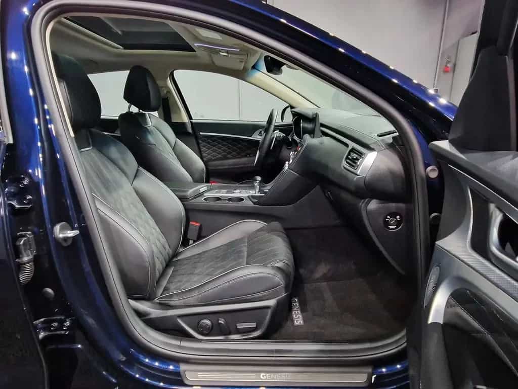 Genesis G70 2.0 T Luxury 4WD|AUTOM|5 *JAHRE*GARANTIE 06/2023-photo-9