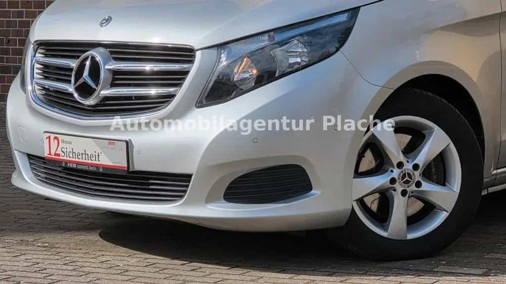 Mercedes-Benz V 220 d AT Kompakt Edition *6-Sitzer/ WKR/ Navi* 03/2018-photo-1