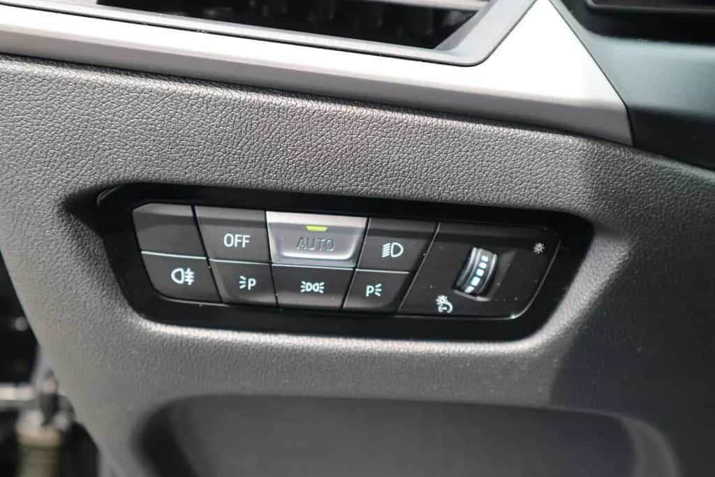 BMW 320 d Touring LCI *HUD*LED*PDC*NAVI*AHK* 05/2023-photo-14