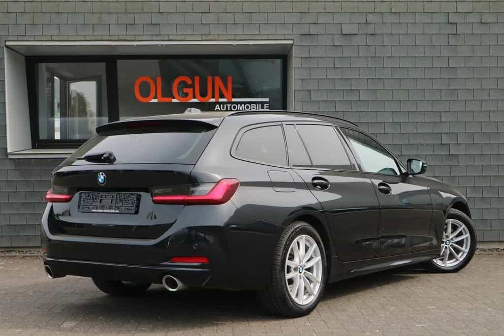 BMW 320 d Touring LCI *HUD*LED*PDC*NAVI*AHK* 05/2023-photo-2