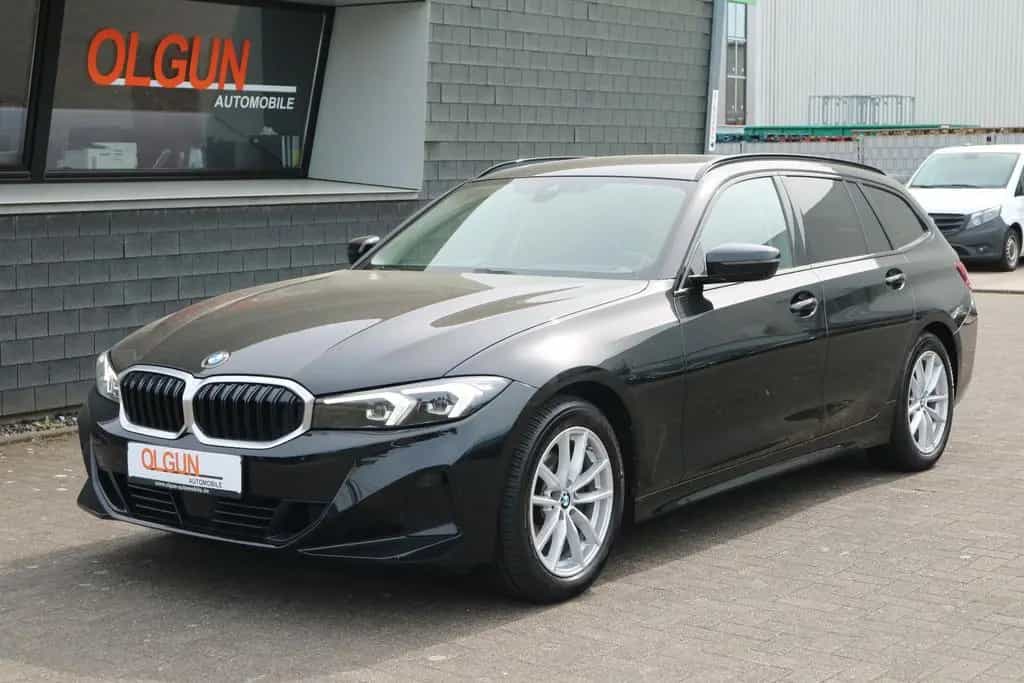 BMW 320 d Touring LCI *HUD*LED*PDC*NAVI*AHK* 05/2023-photo-4