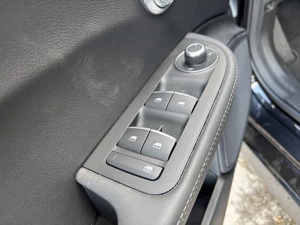 Alfa Romeo Giulia Competizione Q4 10/2023-photo-18
