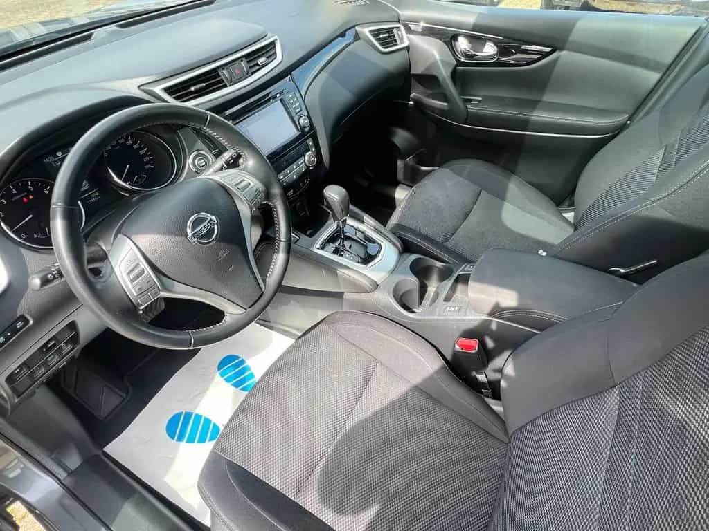 Nissan Qashqai N-Connecta 04/2017-photo-10