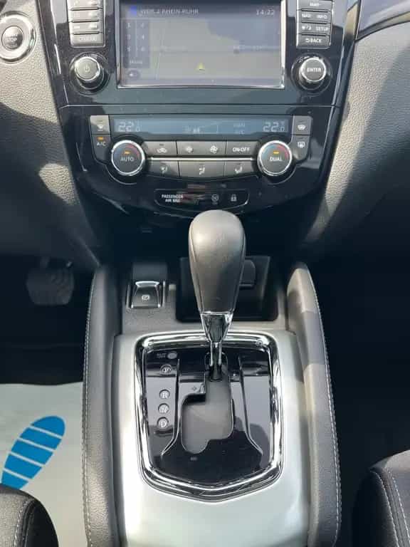 Nissan Qashqai N-Connecta 04/2017-photo-22