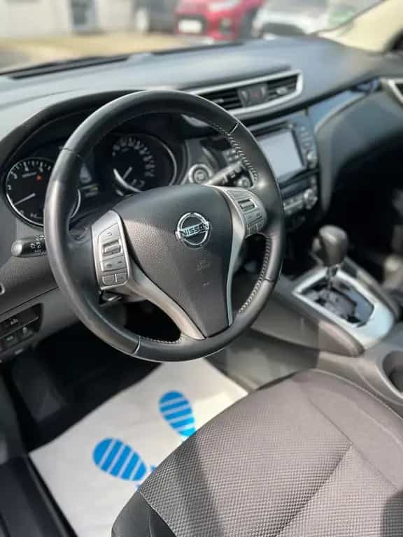 Nissan Qashqai N-Connecta 04/2017-photo-23