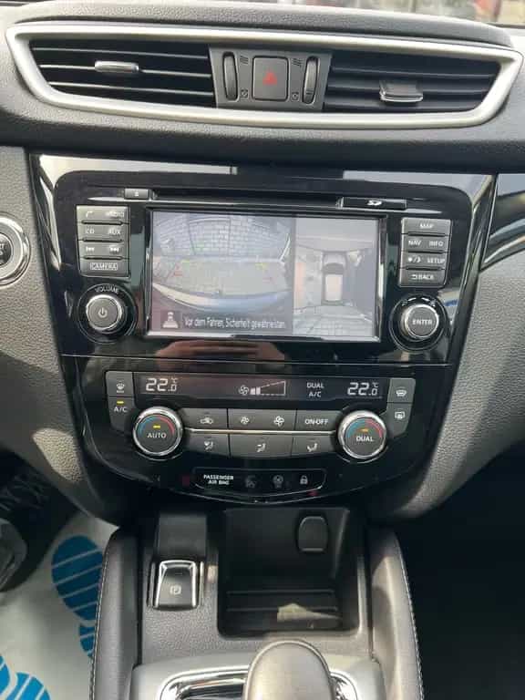 Nissan Qashqai N-Connecta 04/2017-photo-24