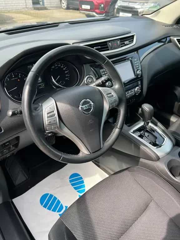 Nissan Qashqai N-Connecta 04/2017-photo-25