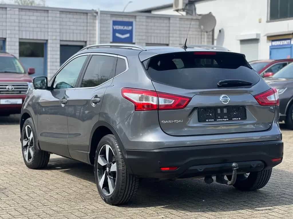 Nissan Qashqai N-Connecta 04/2017-photo-5
