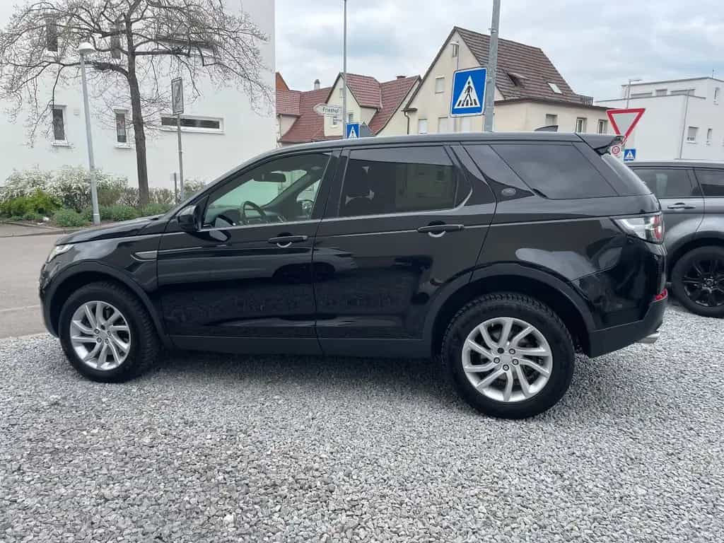 Land Rover Discovery Sport SE AWD Pano Standh. Cam Navi 03/2017-photo-4