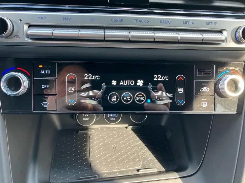 Genesis G70 Shootingbrake 2,0 T RWD Sport vom Genesis V 03/2025-photo-16