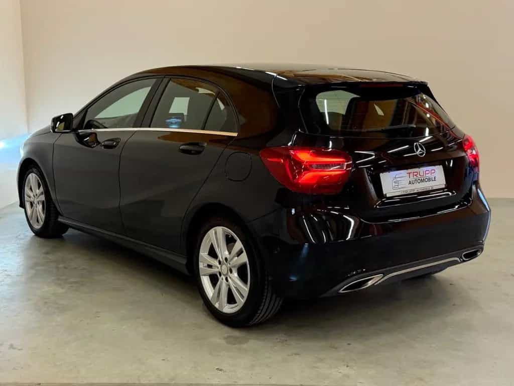 Mercedes-Benz A-Class 180 BlueEfficiency/LED/NAVI/SHZ/TEMPOMAT/PDC 12/2016-photo-6