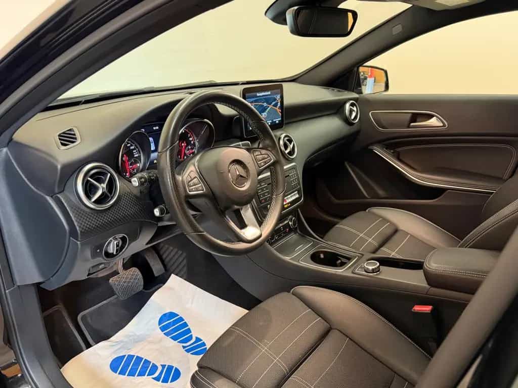 Mercedes-Benz A-Class 180 BlueEfficiency/LED/NAVI/SHZ/TEMPOMAT/PDC 12/2016-photo-8