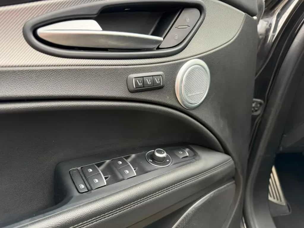 Alfa Romeo Stelvio B-Tech Q4/PANO/LED/CAM/LEDER/NAVI/HARMAN 12/2019-photo-9