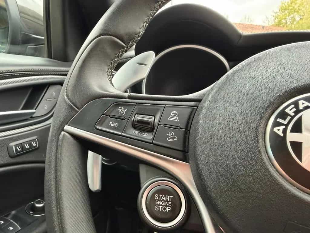 Alfa Romeo Stelvio B-Tech Q4/PANO/LED/CAM/LEDER/NAVI/HARMAN 12/2019-photo-26