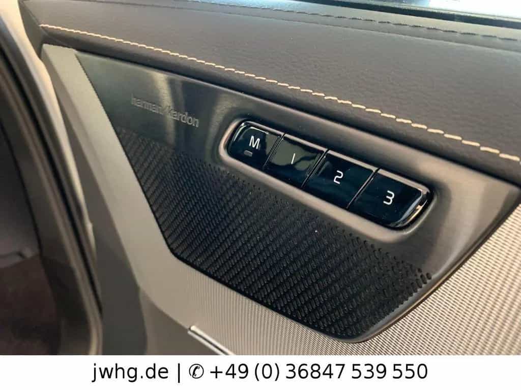 Volvo XC90 R Design AWD 20" Panorama 360Kam Memory 11/2022-photo-2
