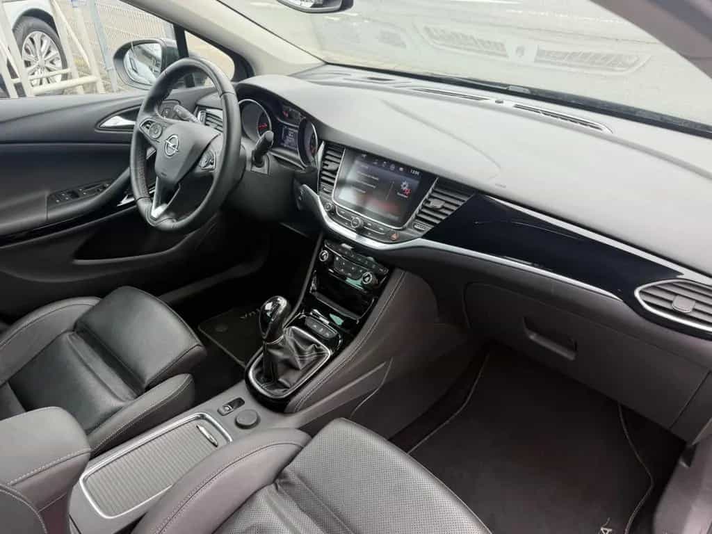 Opel Astra K Sports Tourer 1.4 Turbo Ultimate/Leder 03/2018-photo-10