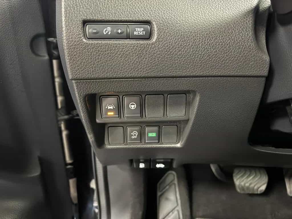Nissan Qashqai Pano LED Bose CarPlay 360° ACC Keyless 08/2020-photo-18