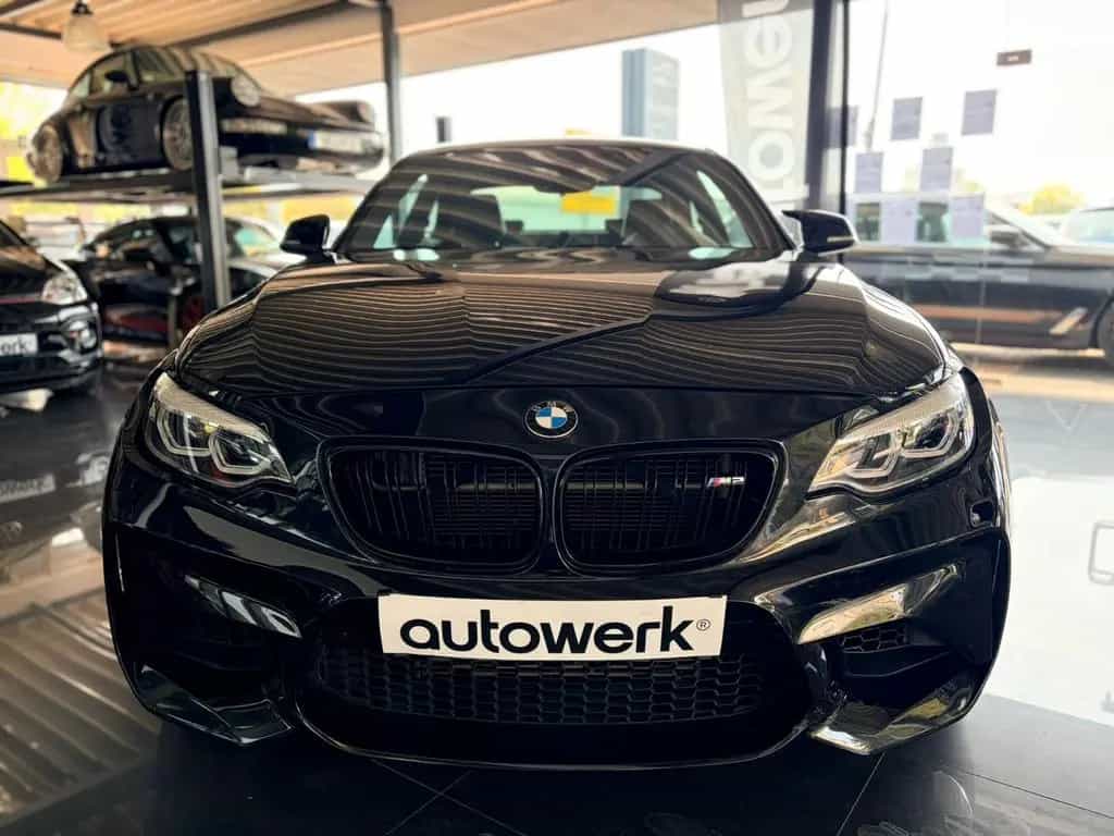 BMW M2 Coupe leichter Schaden siehe Bilder 01/2018-photo-1