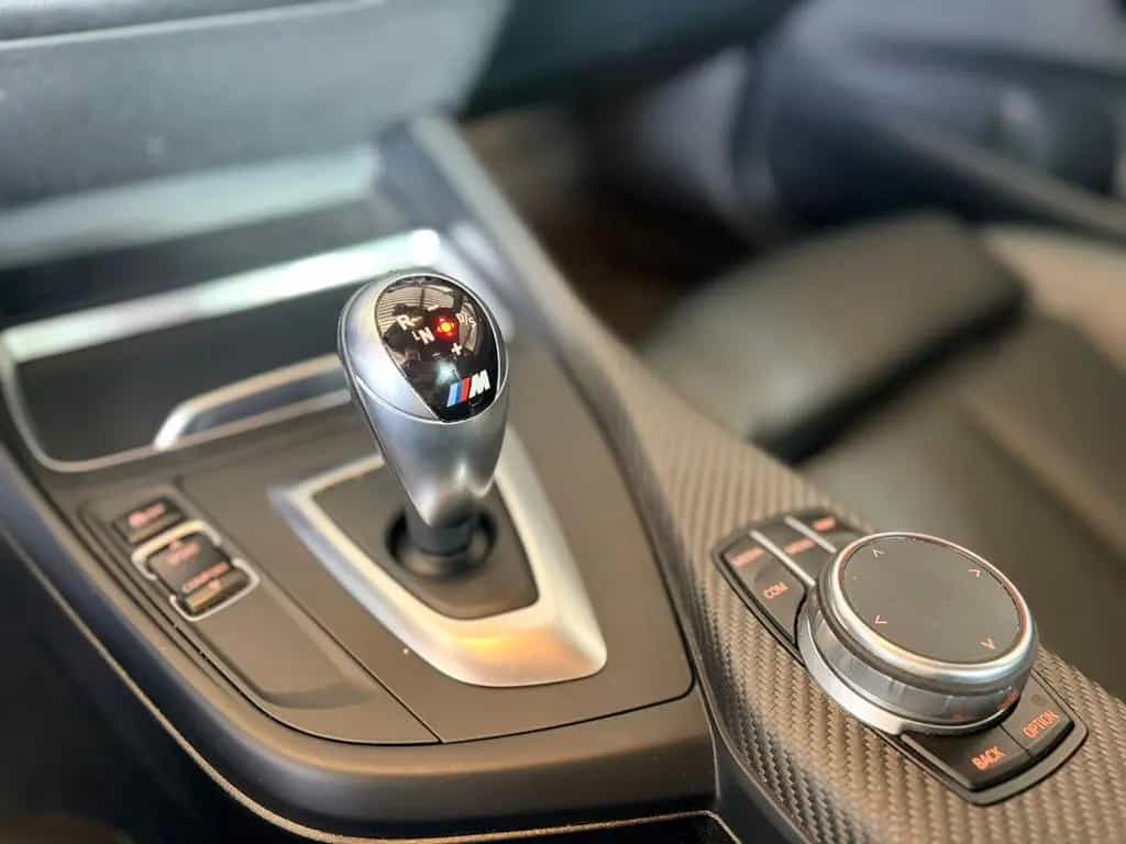 BMW M2 Coupe leichter Schaden siehe Bilder 01/2018-photo-20