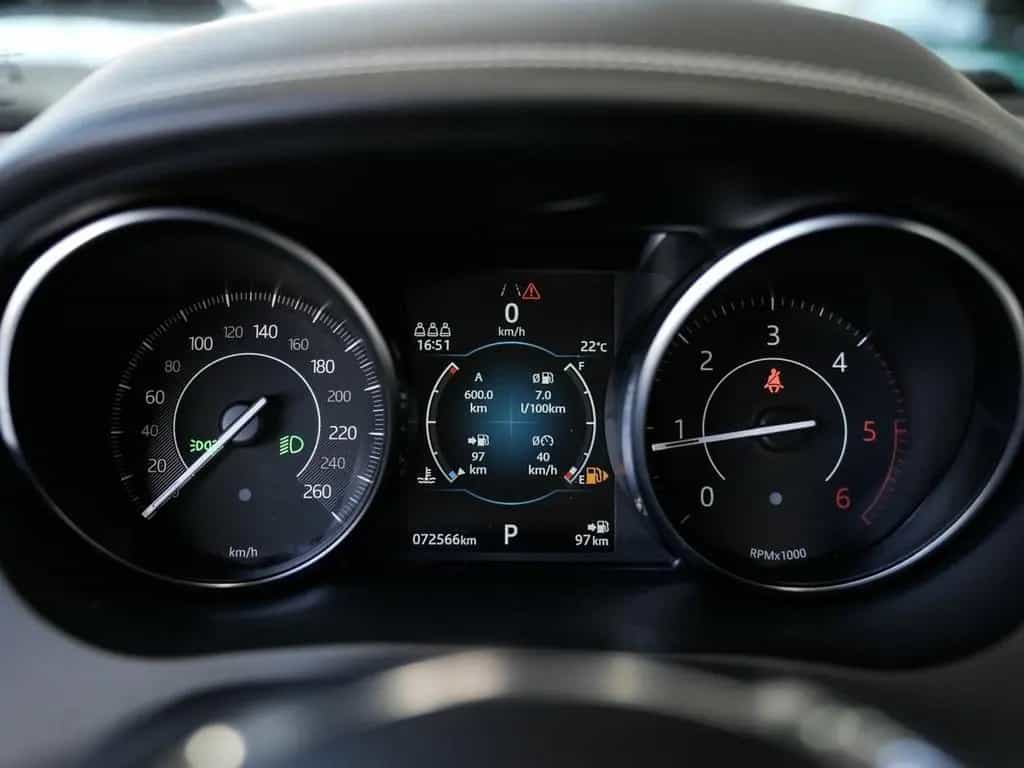 Jaguar E-Pace D150 R-Dynamic S AWD Leder 18LM 09/2020-photo-11