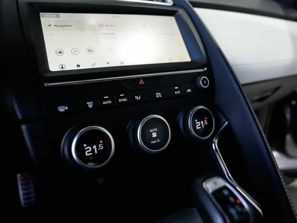 Jaguar E-Pace D150 R-Dynamic S AWD Leder 18LM 09/2020-photo-18
