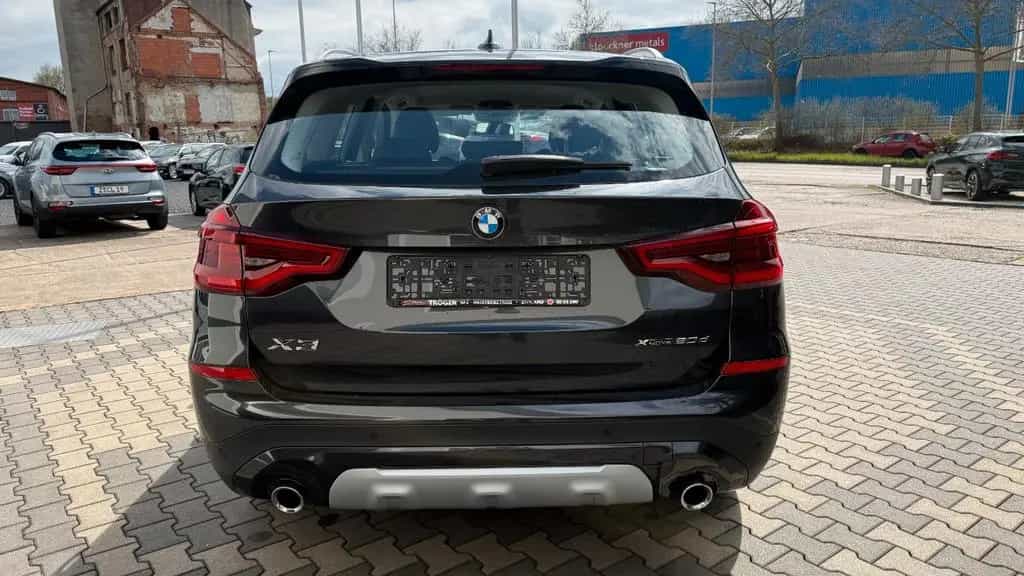 BMW X3 xDr xLine LED Autom Navi Temp Lenk Heizng 09/2020-photo-5