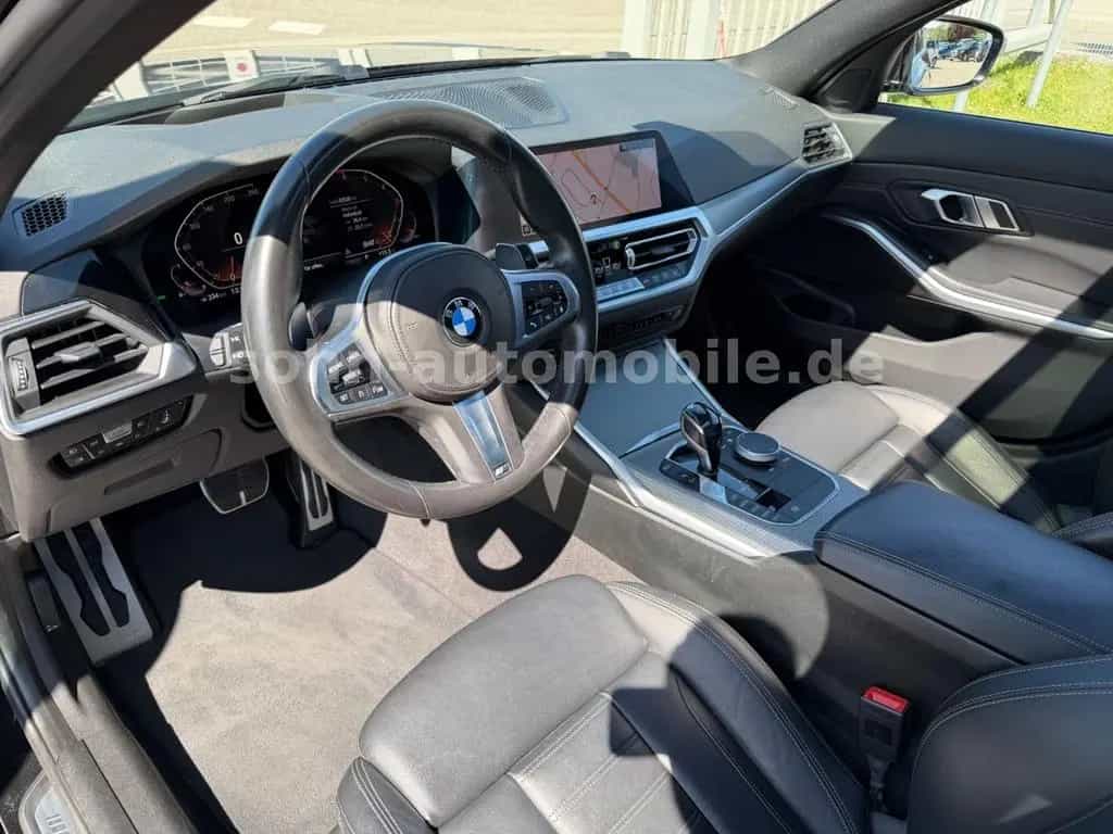BMW 3 Series 320i Touring M-Sport Panorama/Laser/HUD/AHK/RFK 02/2020-photo-20
