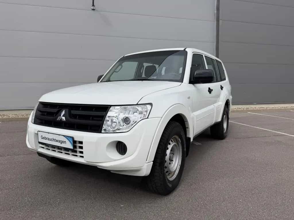 Mitsubishi Pajero 3.2 DI-D Inform Diesel AHK 03/2014-photo-0
