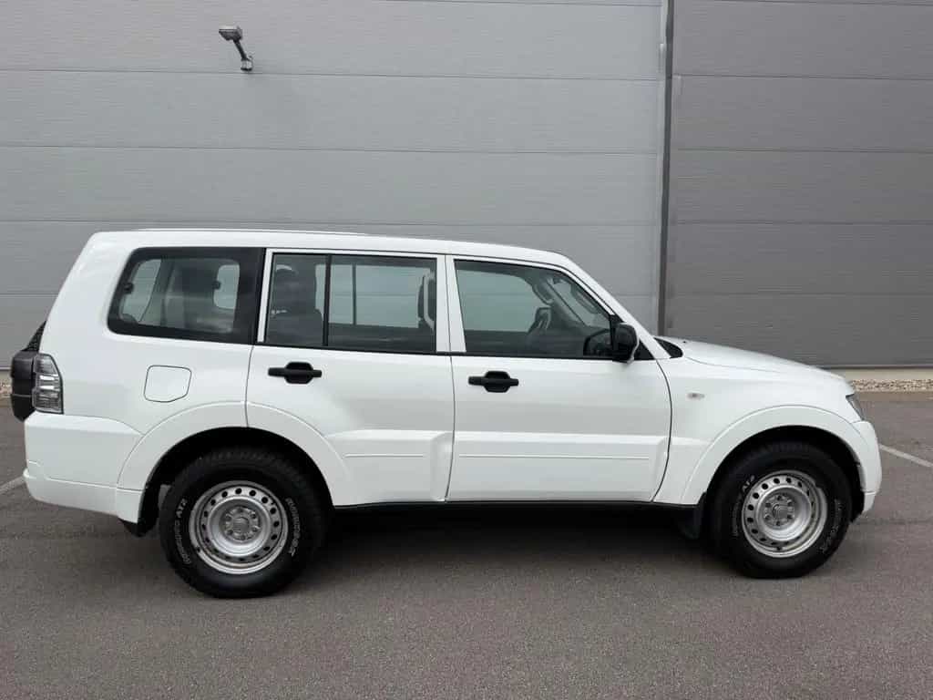 Mitsubishi Pajero 3.2 DI-D Inform Diesel AHK 03/2014-photo-5