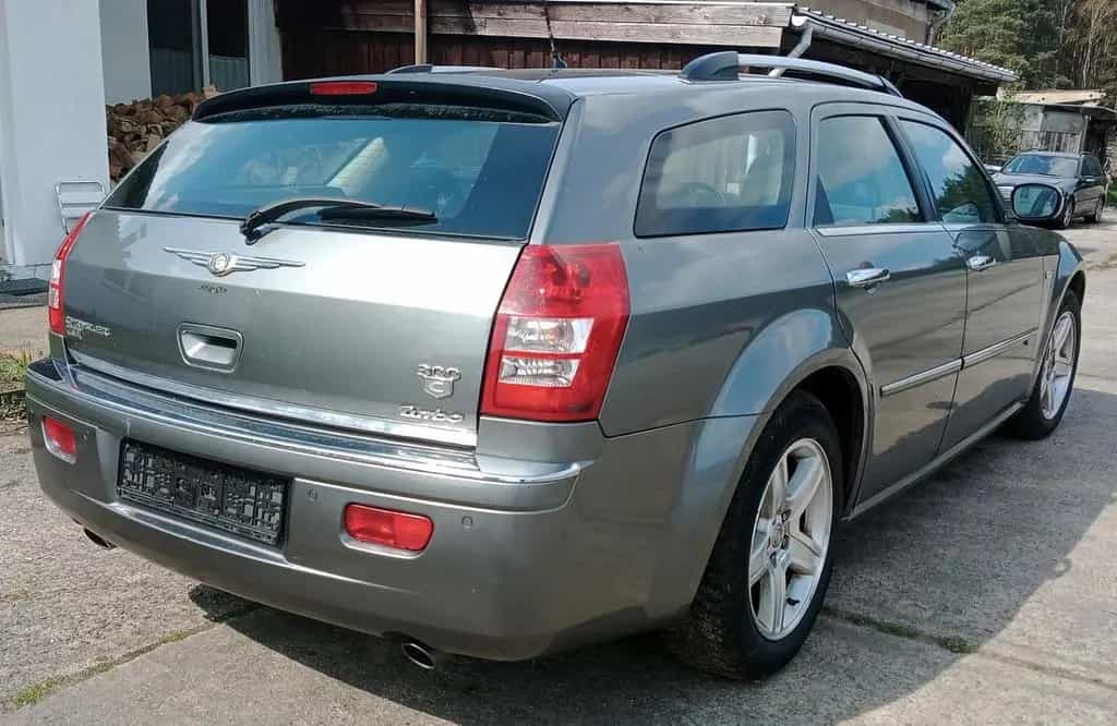 Chrysler 300C Touring 3.0 CRD Autom. - 04/2009-photo-1